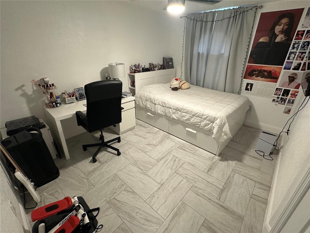 Listing Photo 10