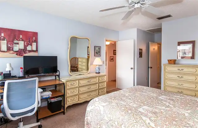Listing Photo 22