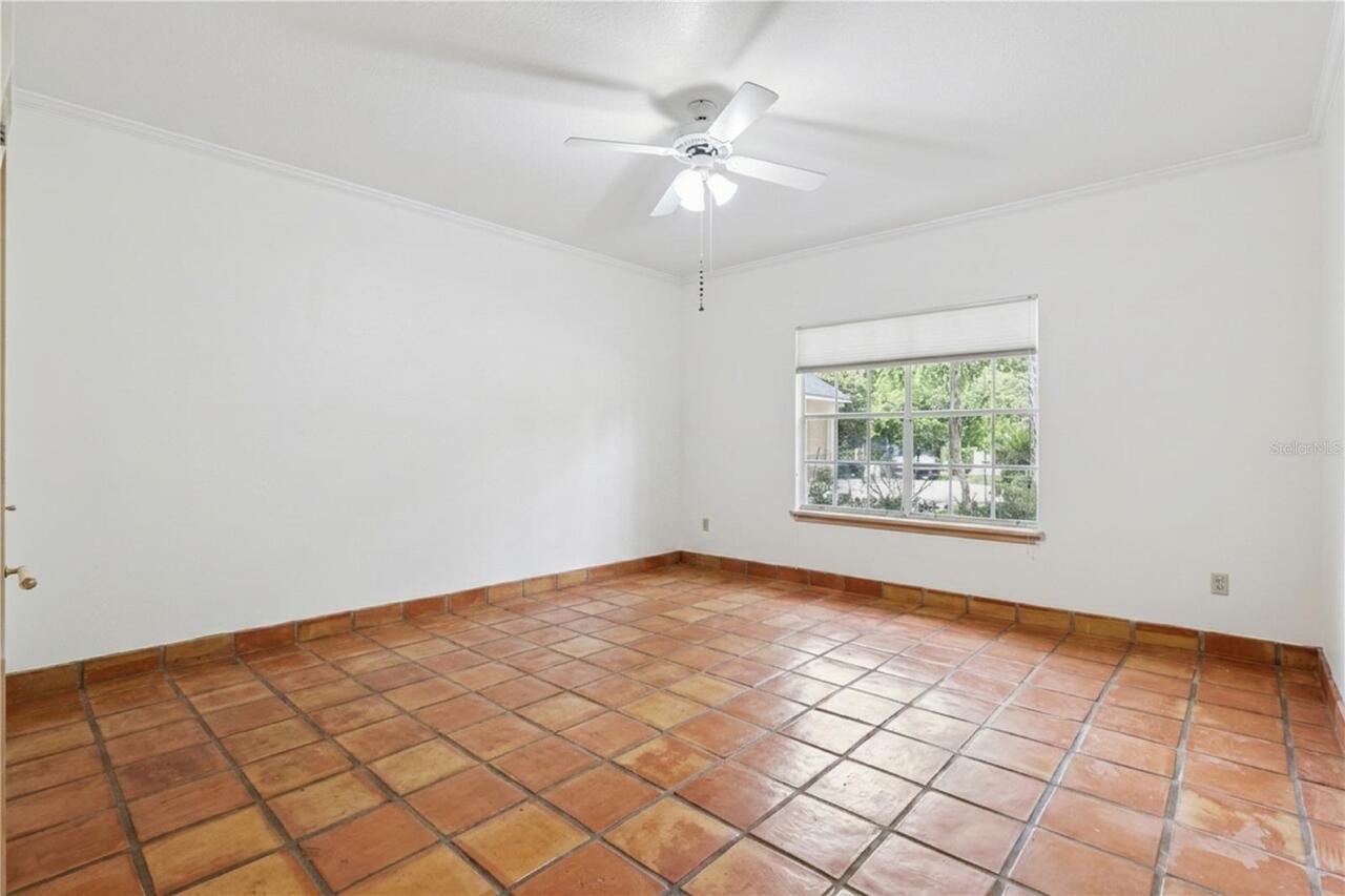 Listing Photo 23