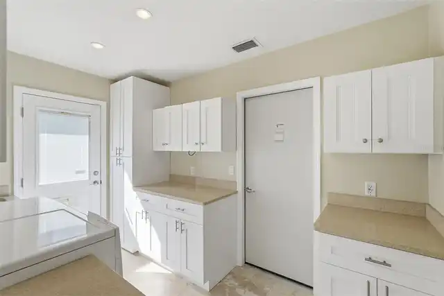 Listing Photo 31