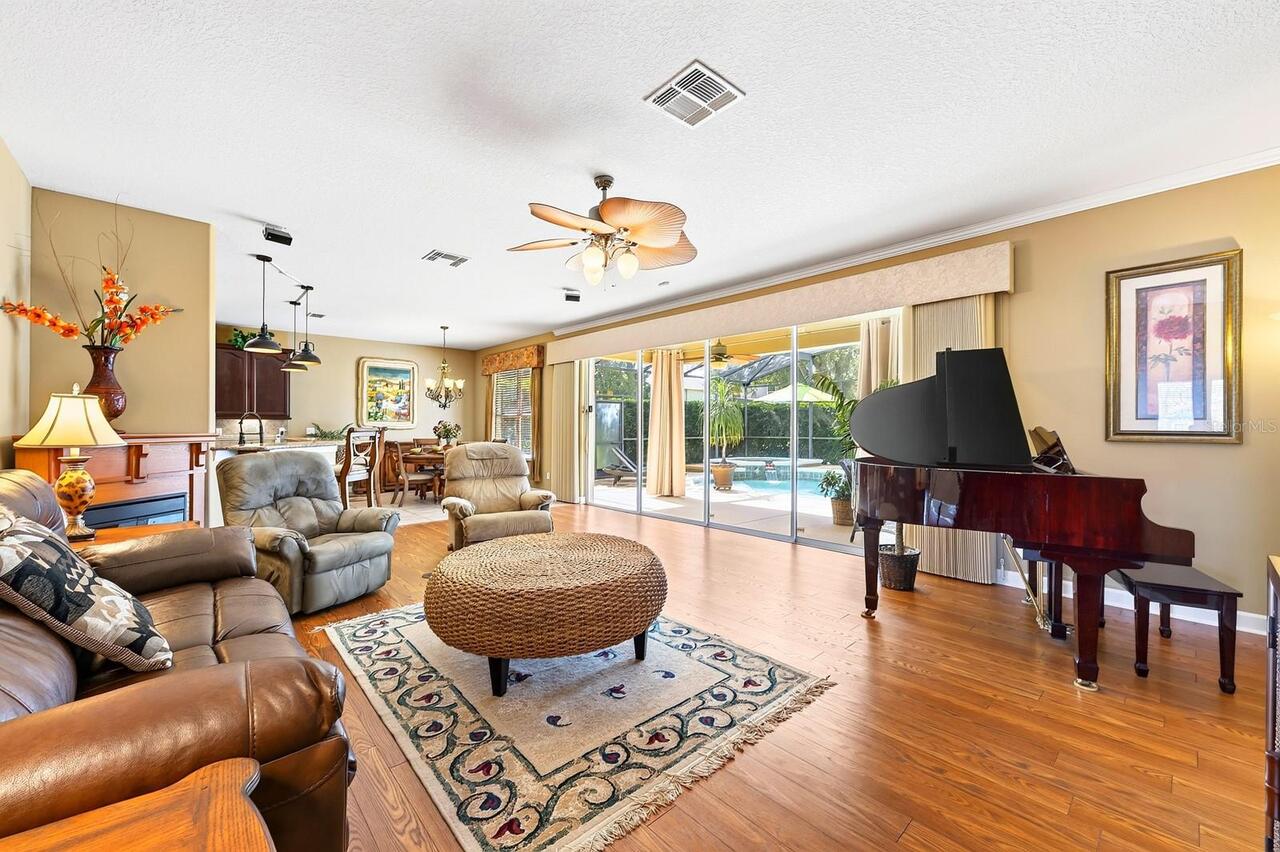Listing Photo 7
