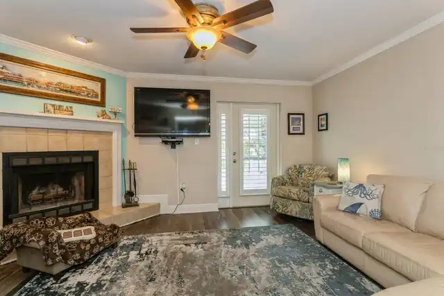 Listing Photo 6