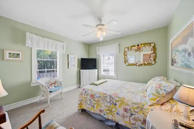 Listing Photo 18