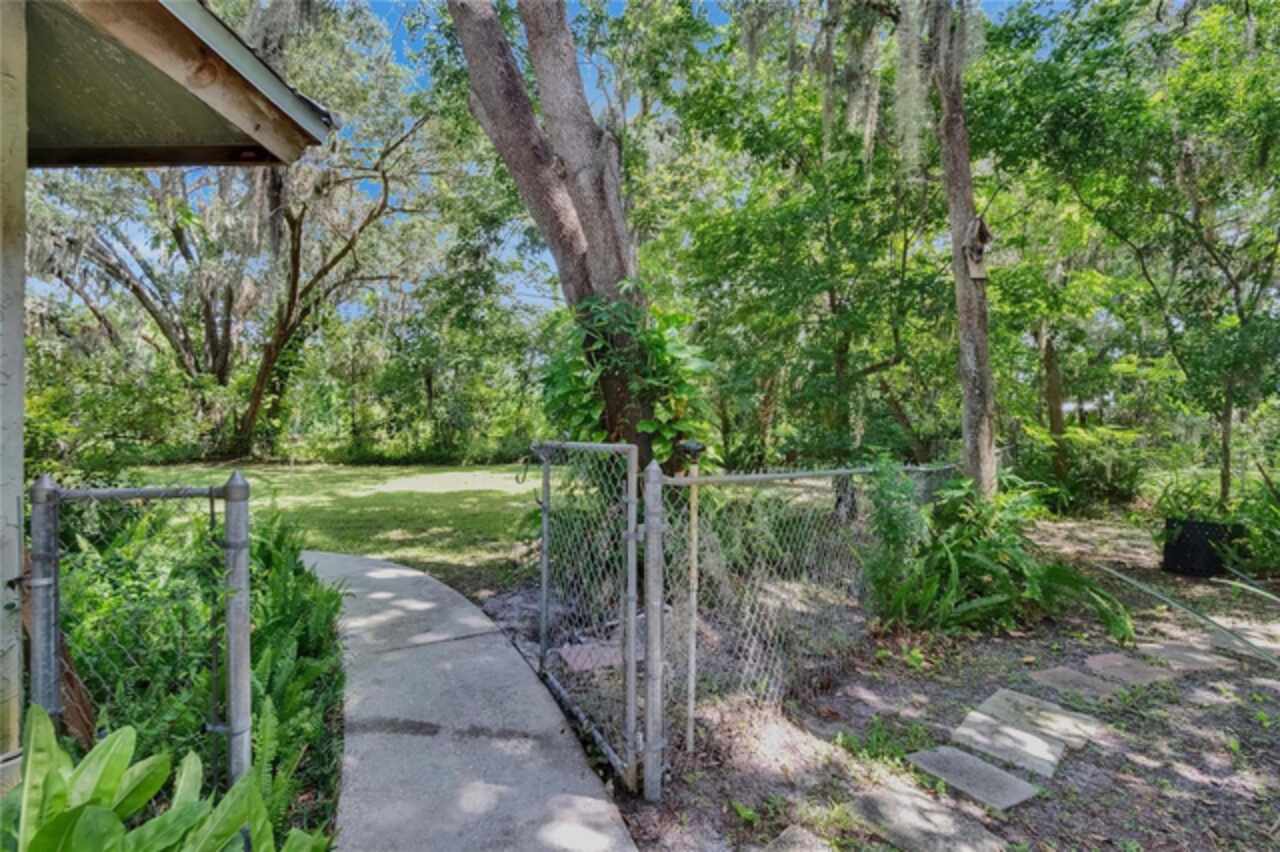 Listing Photo 14