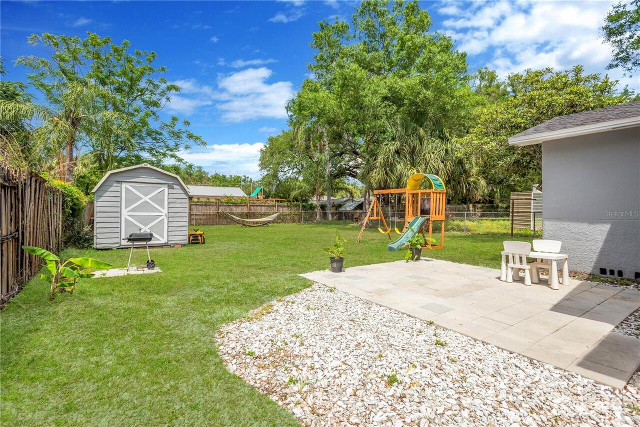 Listing Photo 11