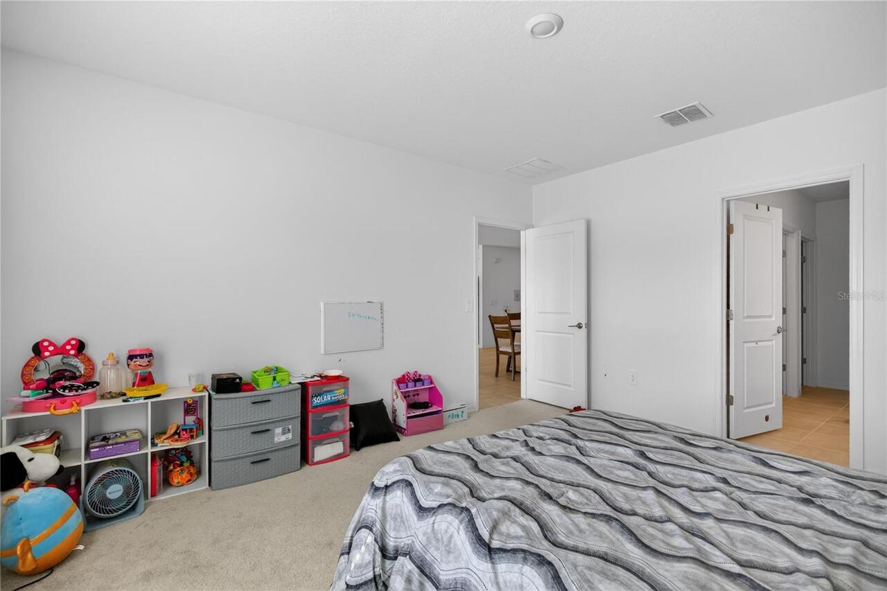 Listing Photo 14