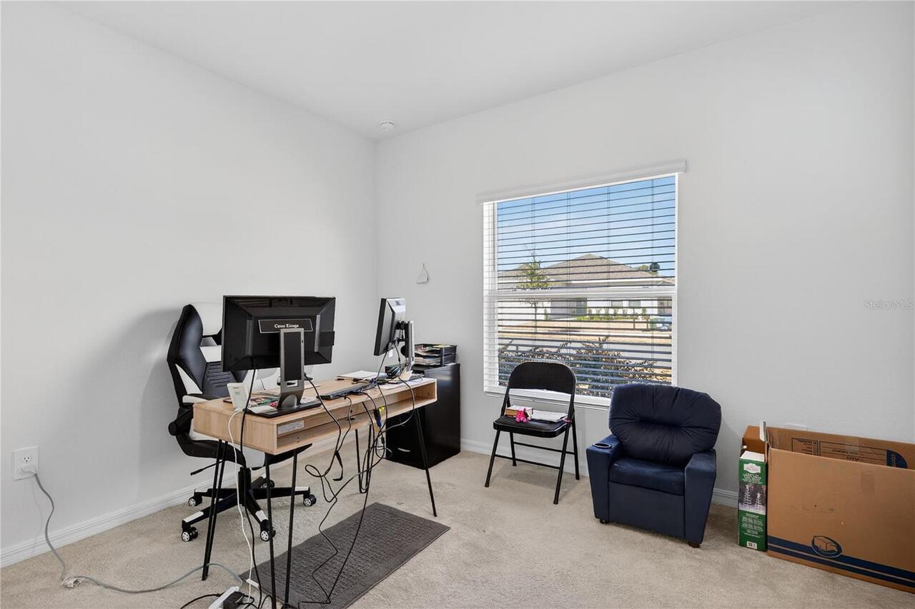Listing Photo 17