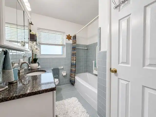 Listing Photo 22