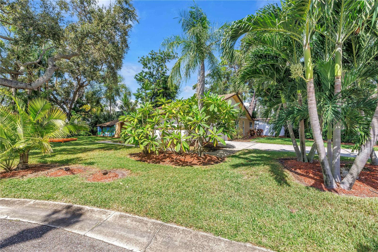 Listing Photo 6