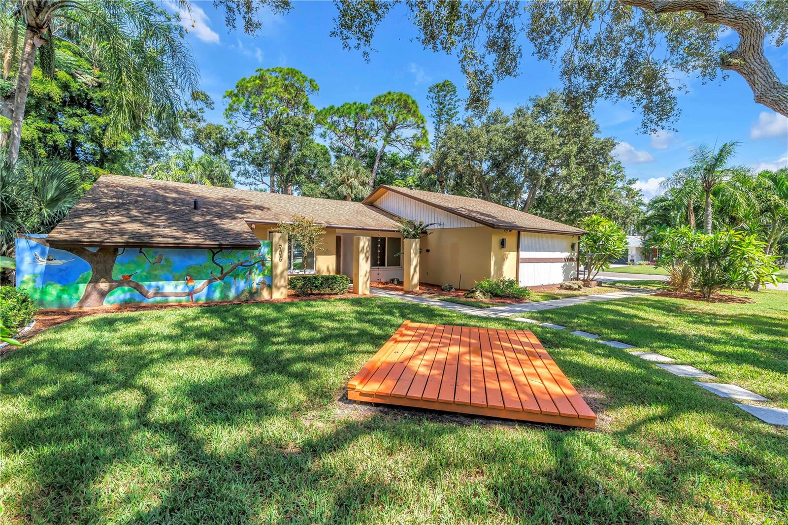 Listing Photo 11