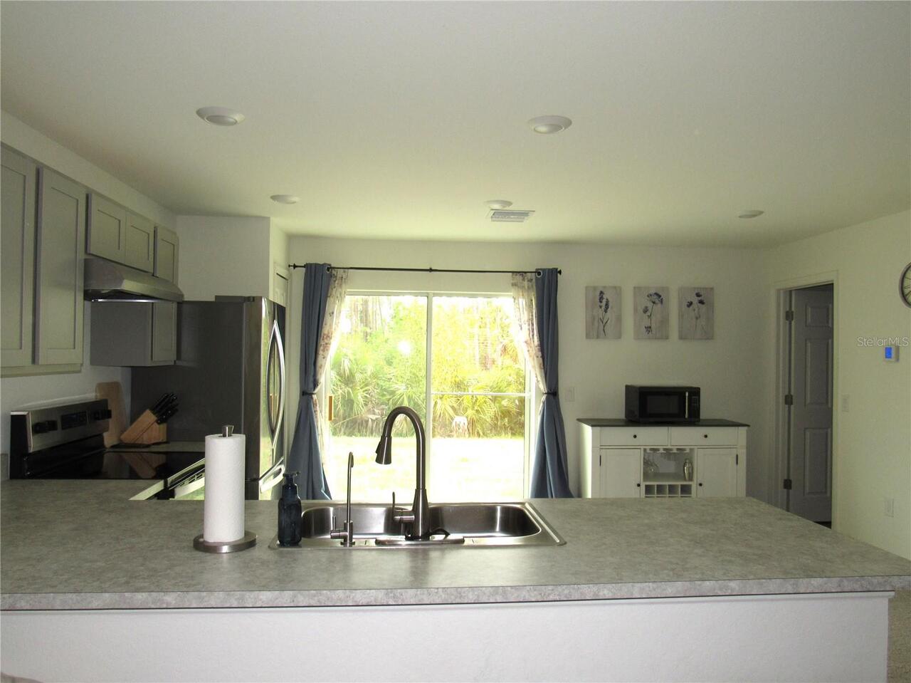 Listing Photo 6