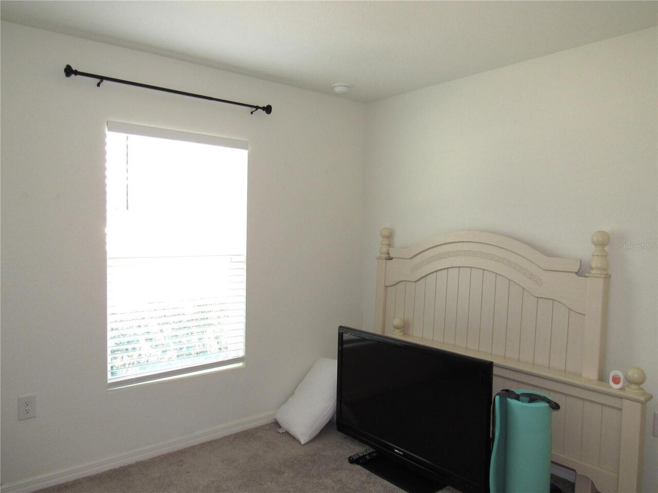 Listing Photo 17