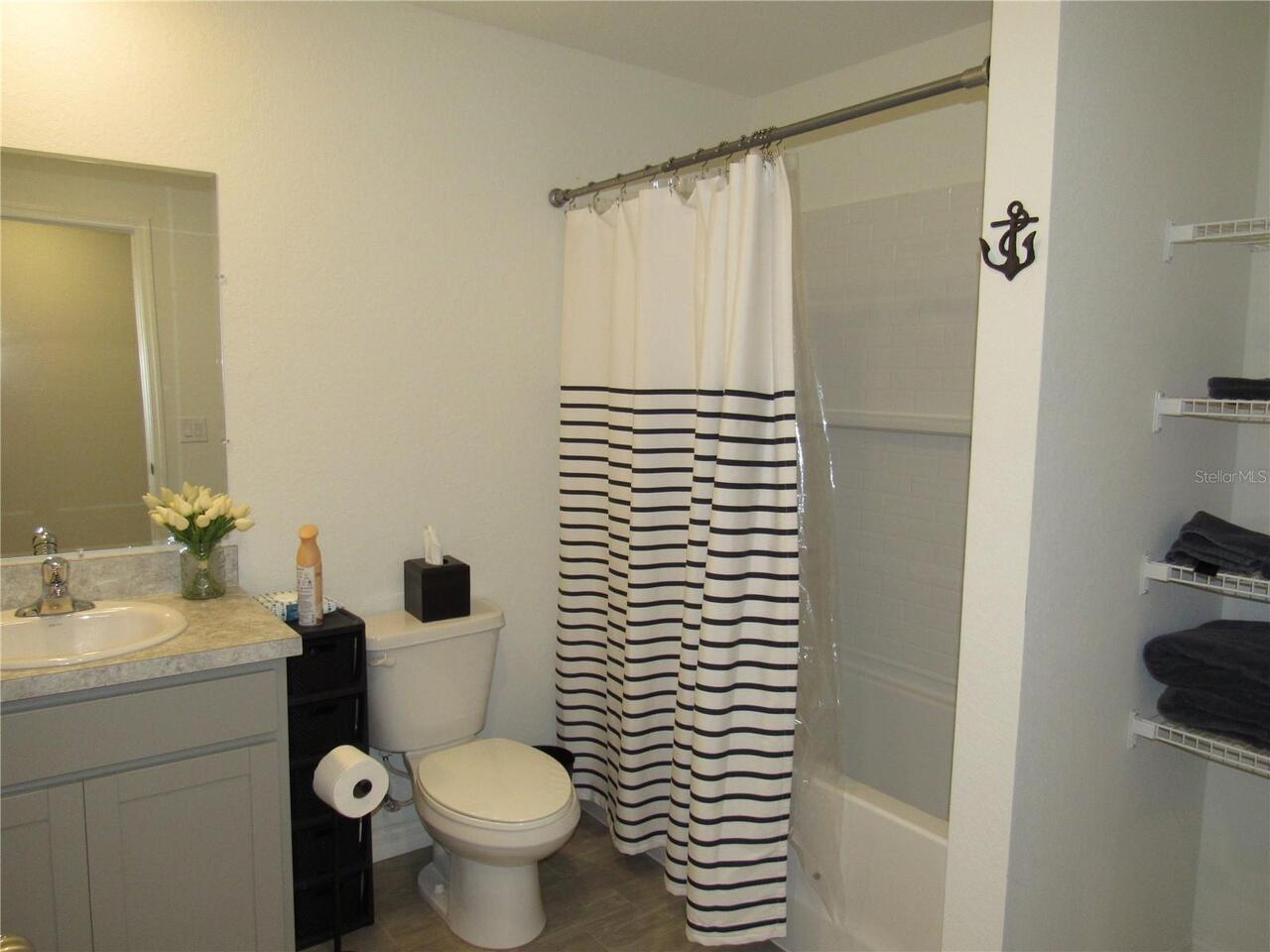 Listing Photo 16
