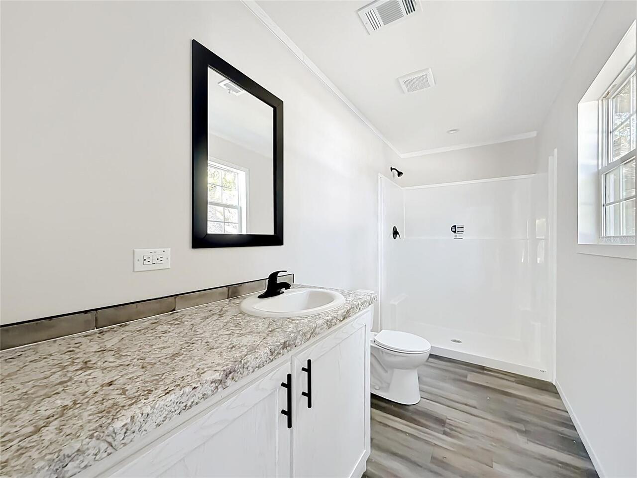 Listing Photo 35