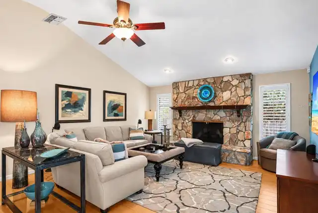 Listing Photo 22