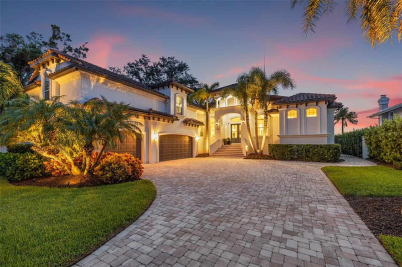 5BR, Home, 4BA, $4,995,000
Read More