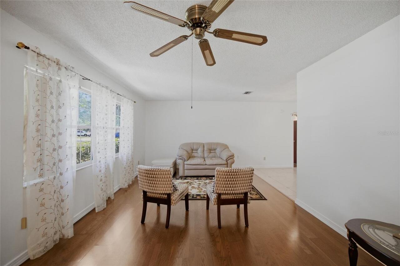 Listing Photo 7