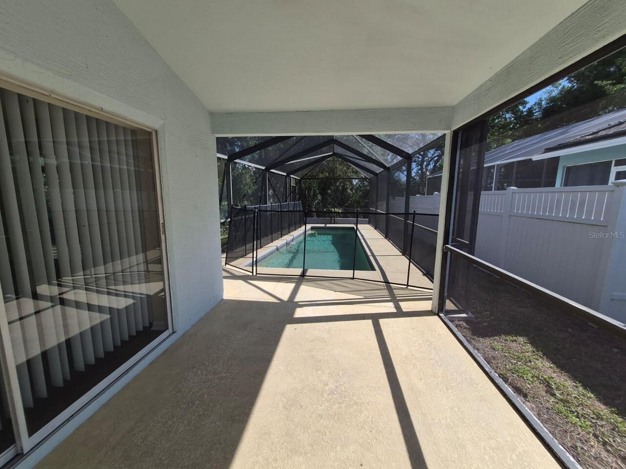 Listing Photo 12