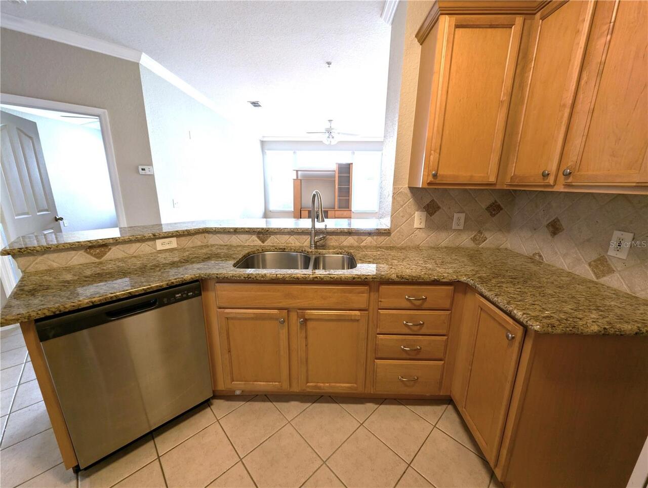Listing Photo 6