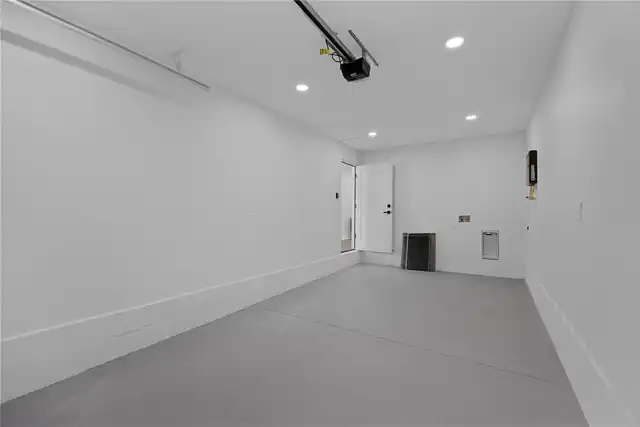 Listing Photo 29