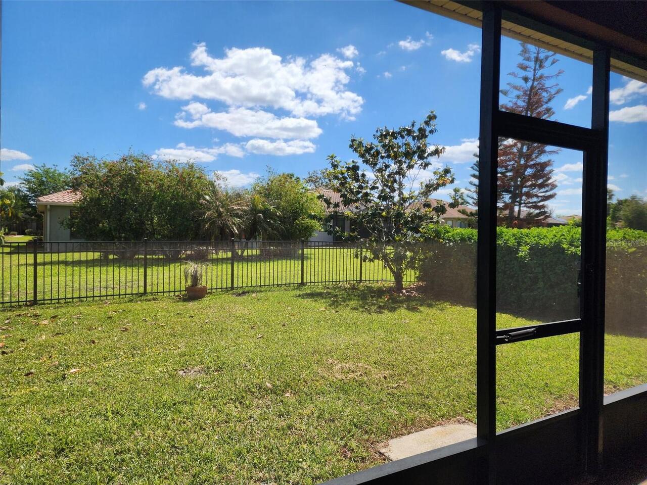 Listing Photo 28