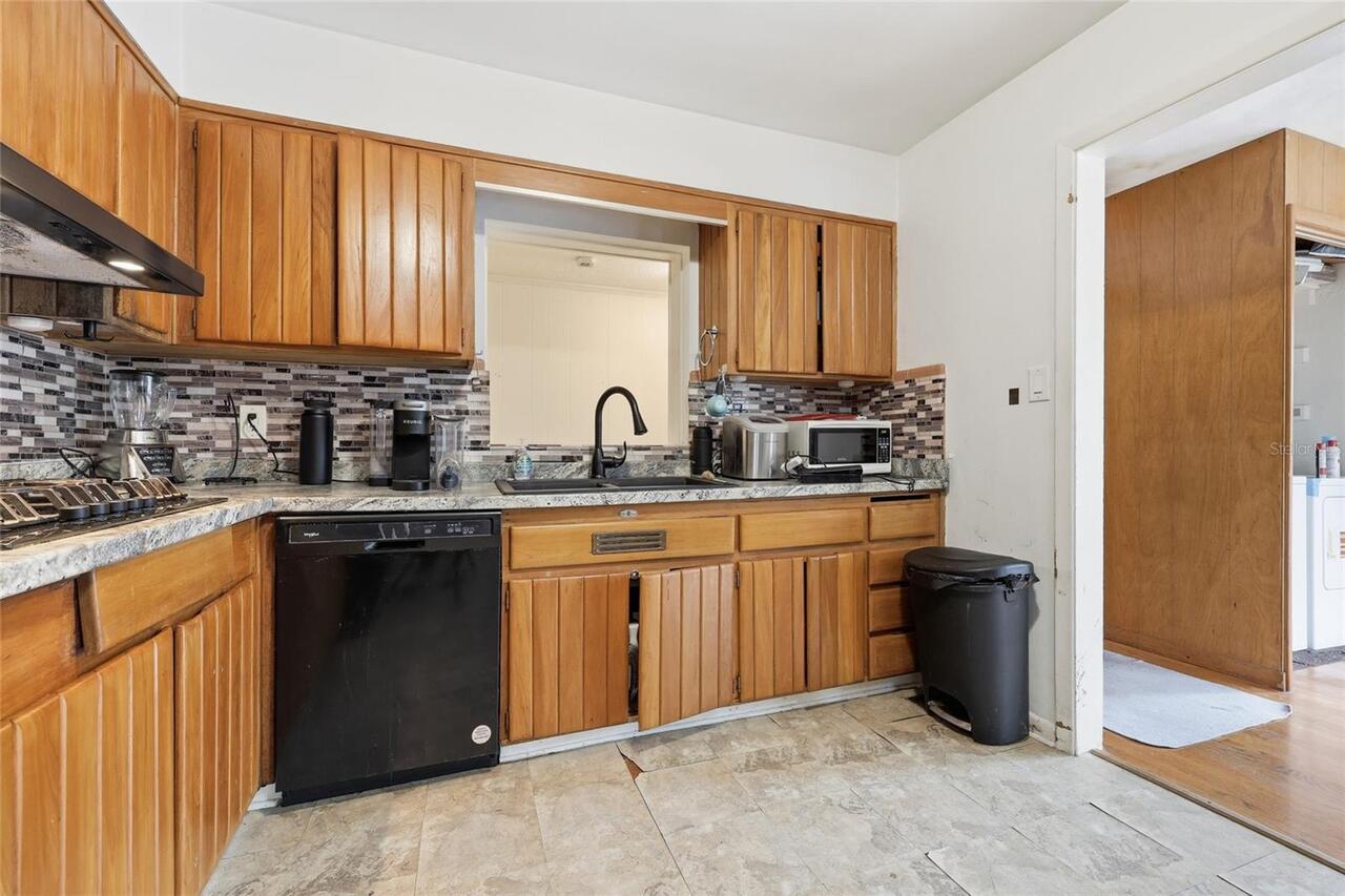Listing Photo 6