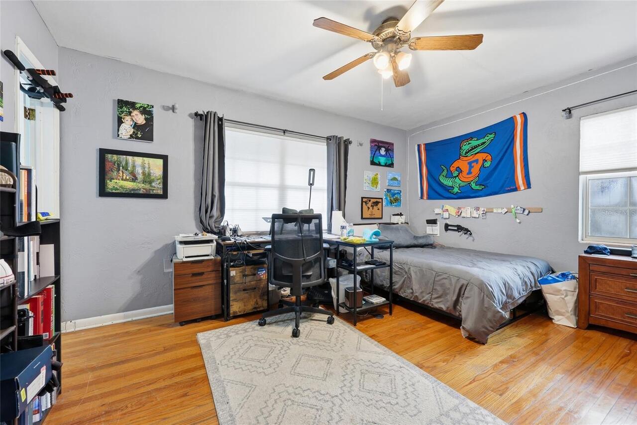 Listing Photo 11