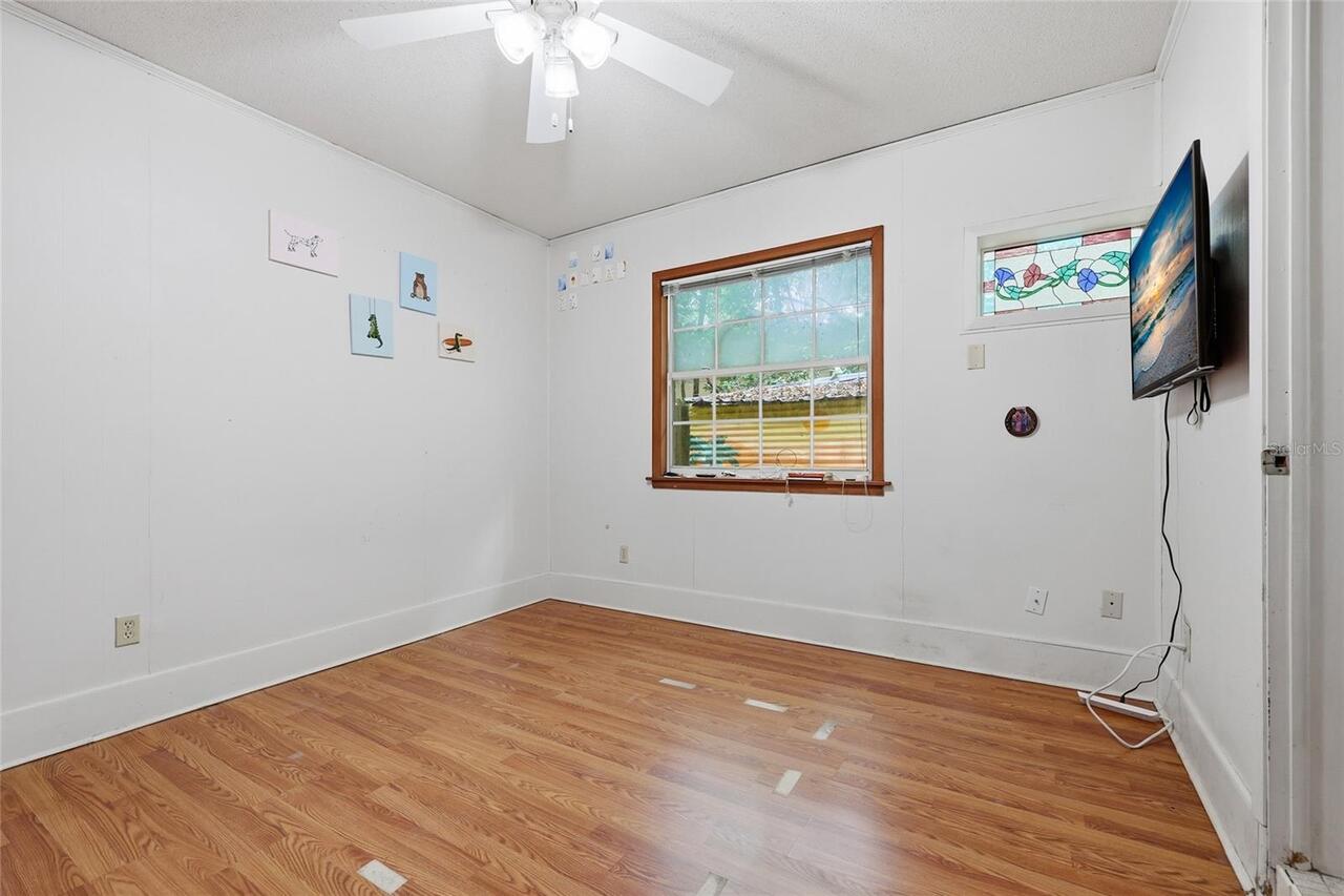 Listing Photo 13