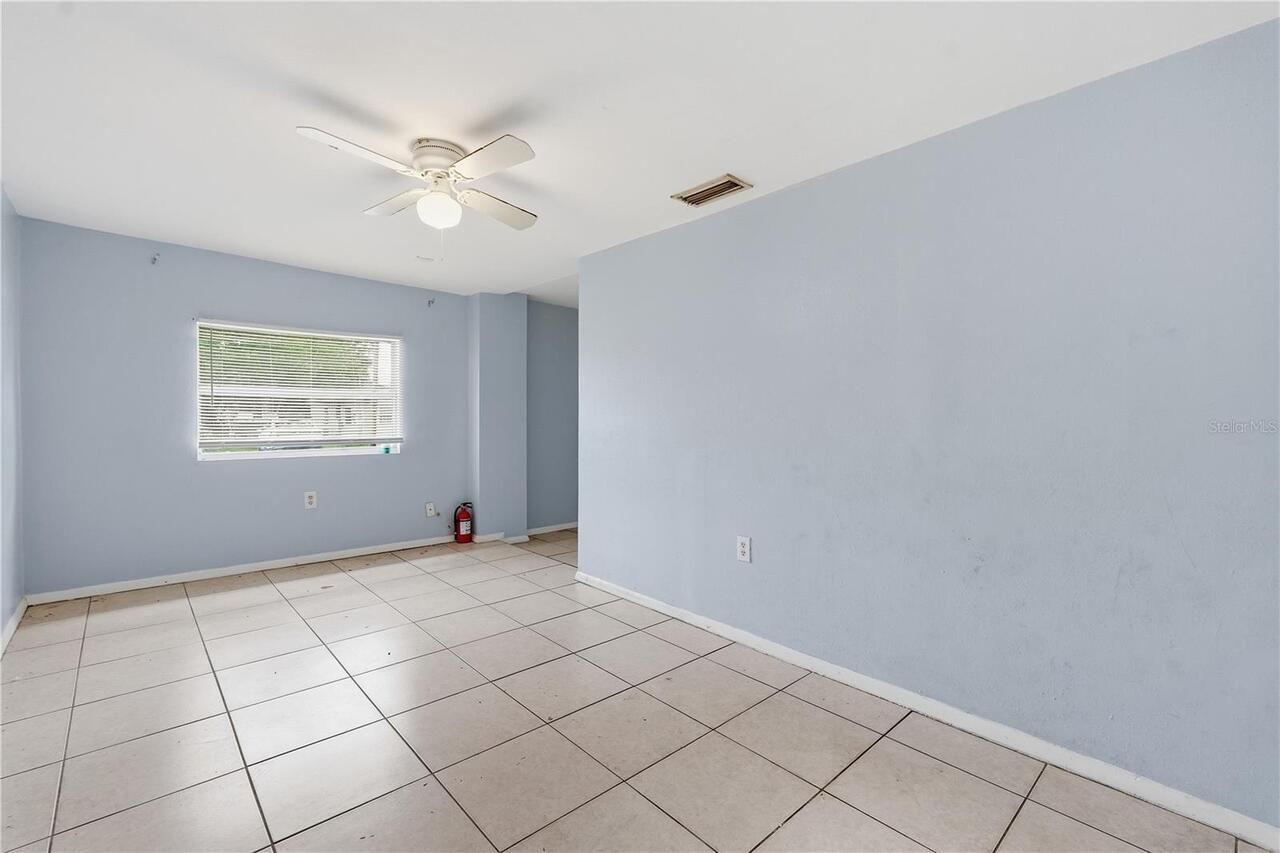Listing Photo 14