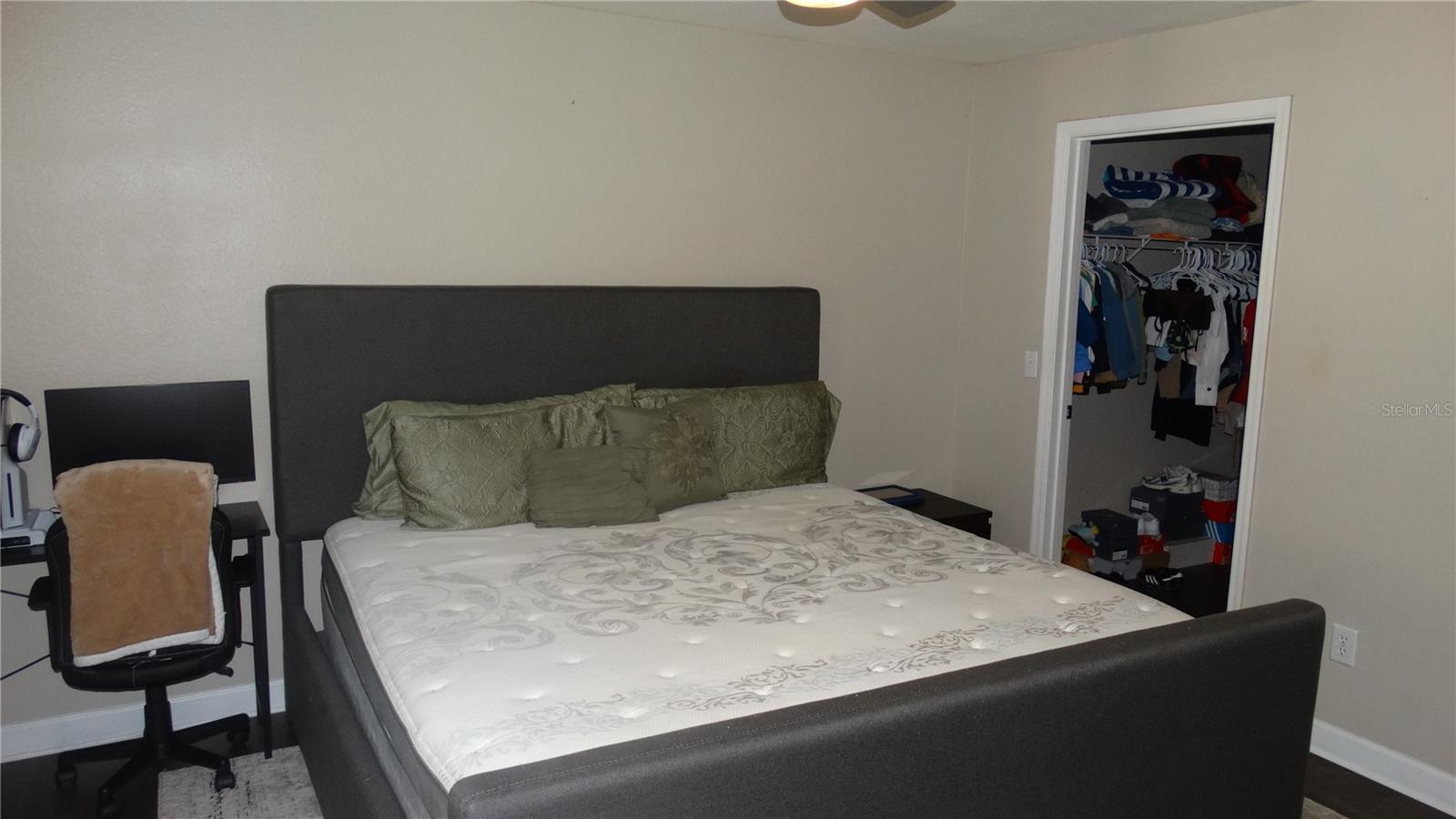 Listing Photo 8