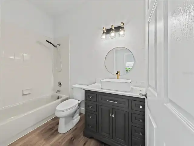 Listing Photo 25