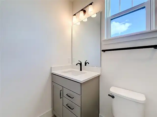 Listing Photo 35