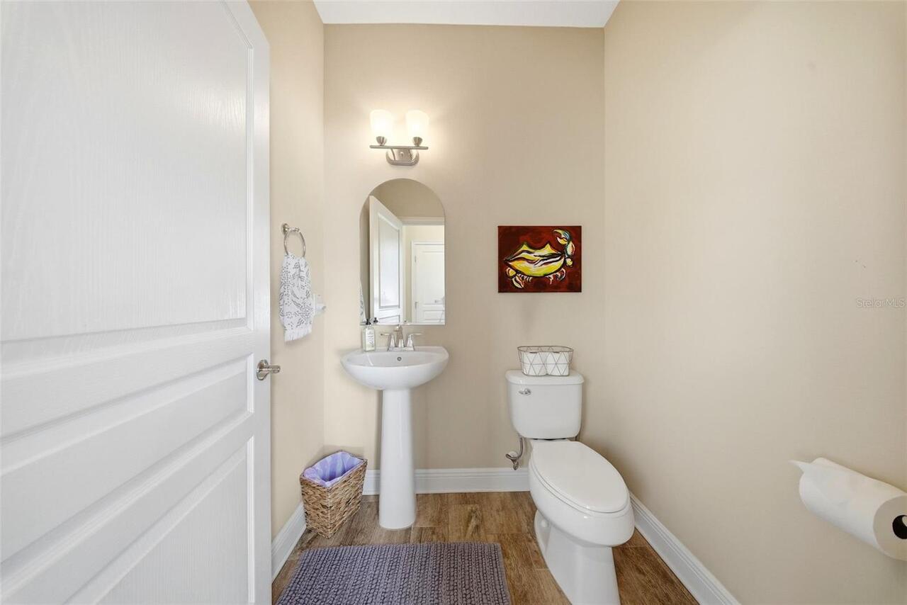 Listing Photo 17