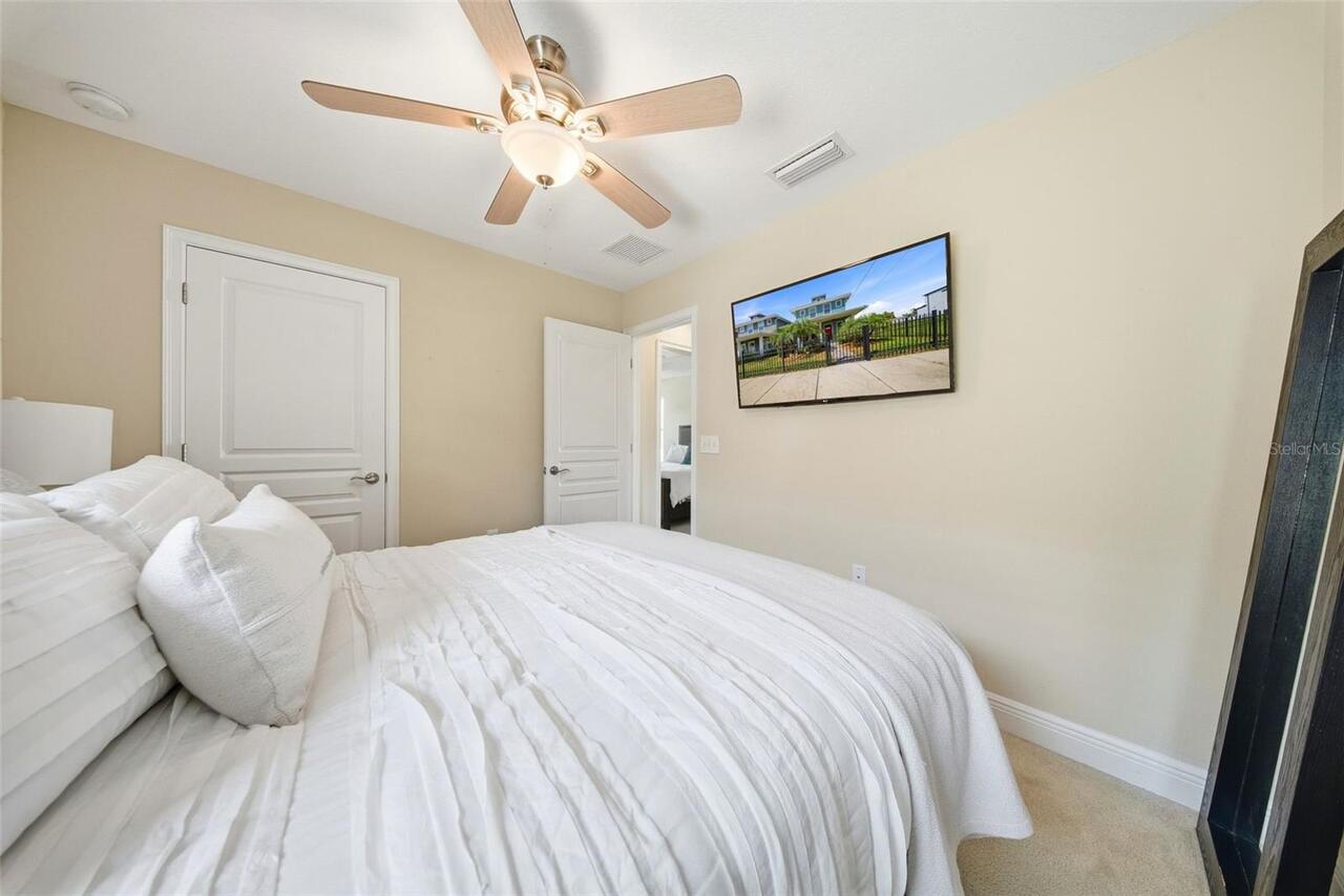 Listing Photo 25