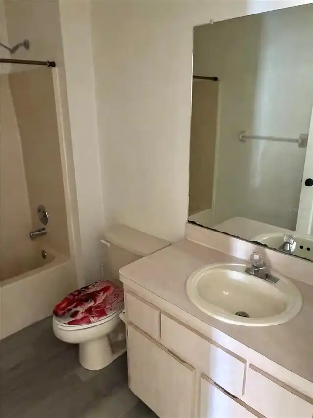 Listing Photo 13