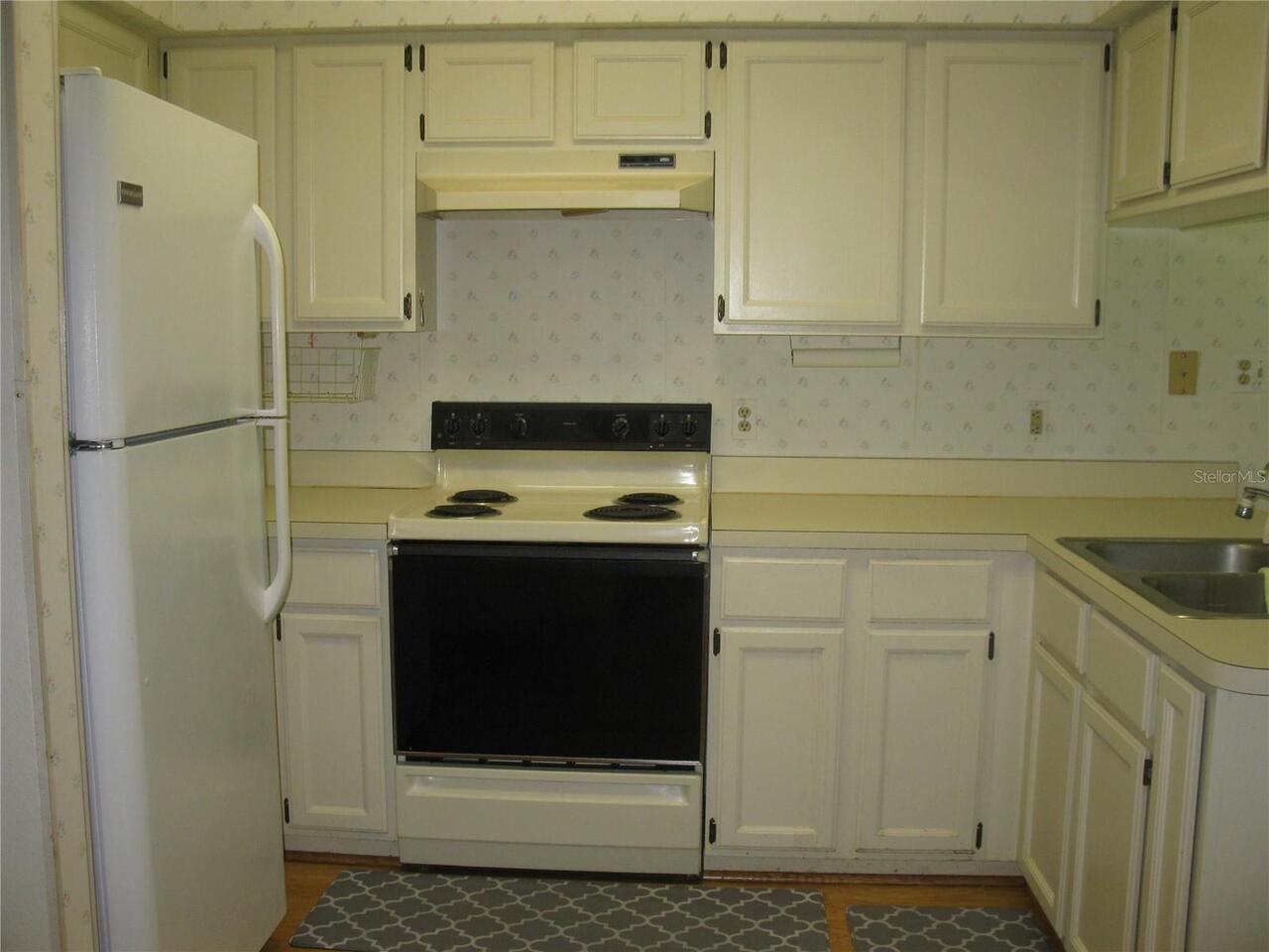 Listing Photo 9