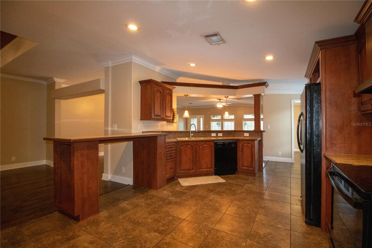 Listing Photo 14