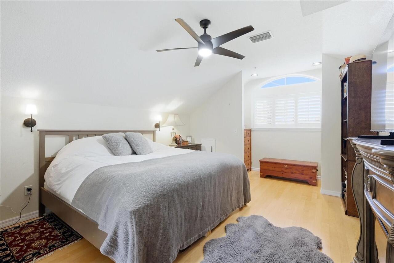 Listing Photo 25