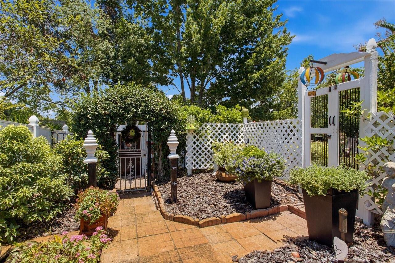Listing Photo 44