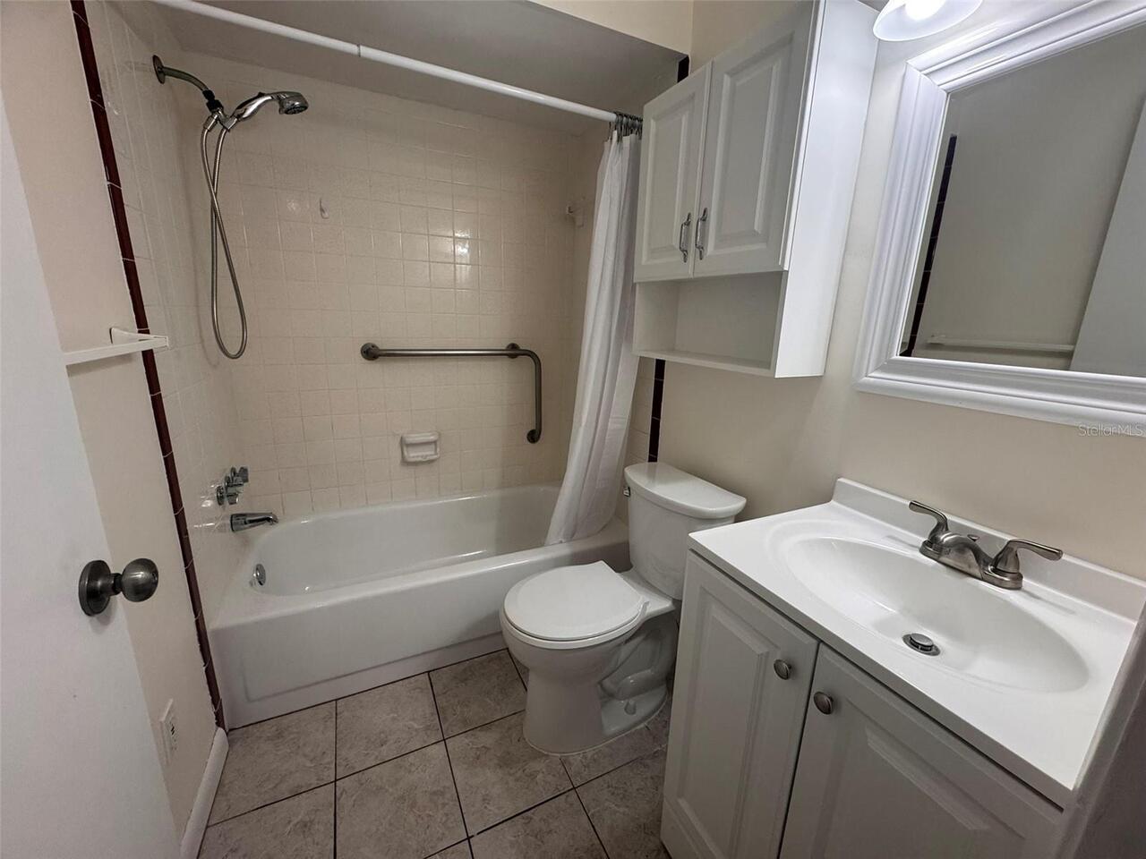 Listing Photo 12