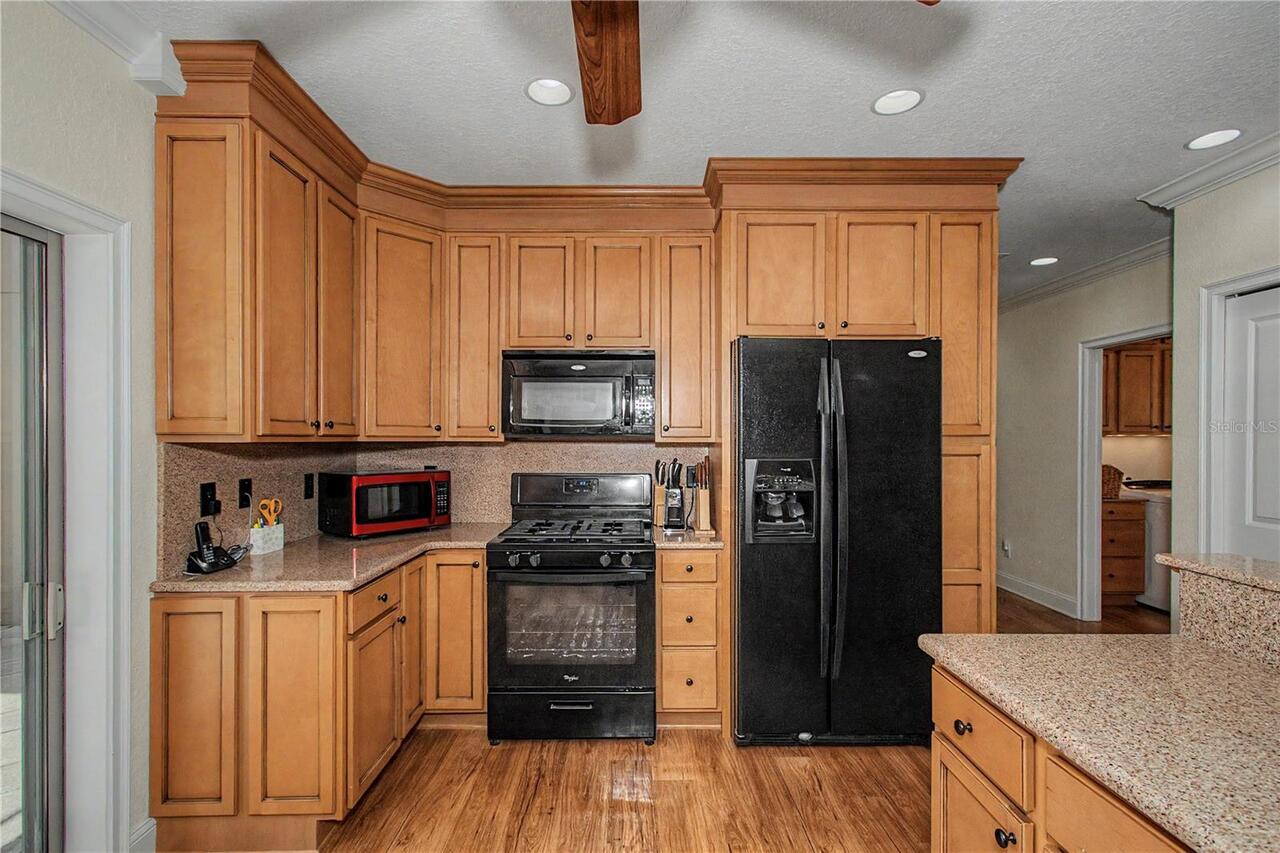 Listing Photo 16