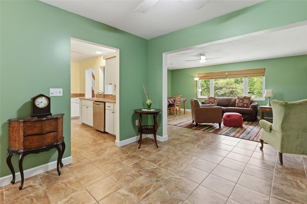 Listing Photo 7