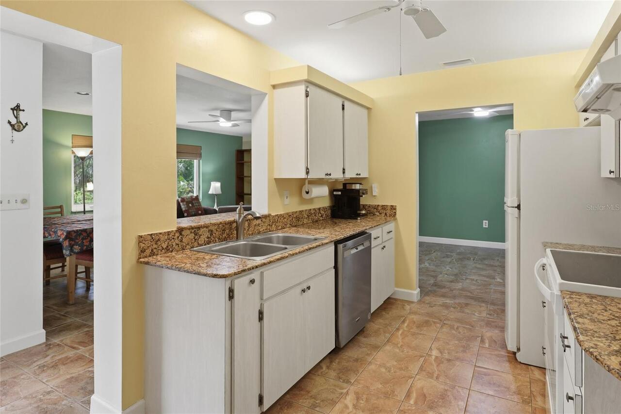 Listing Photo 15