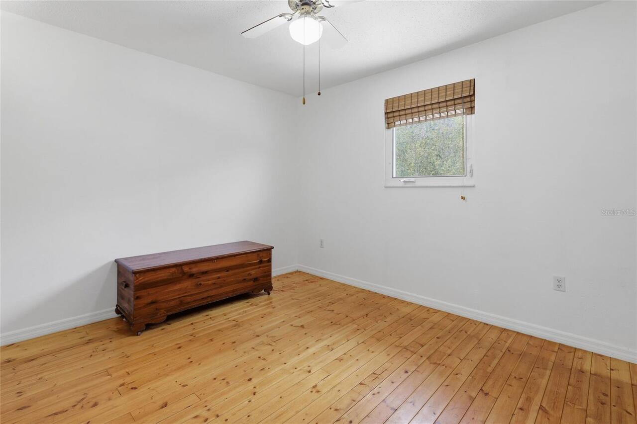 Listing Photo 28