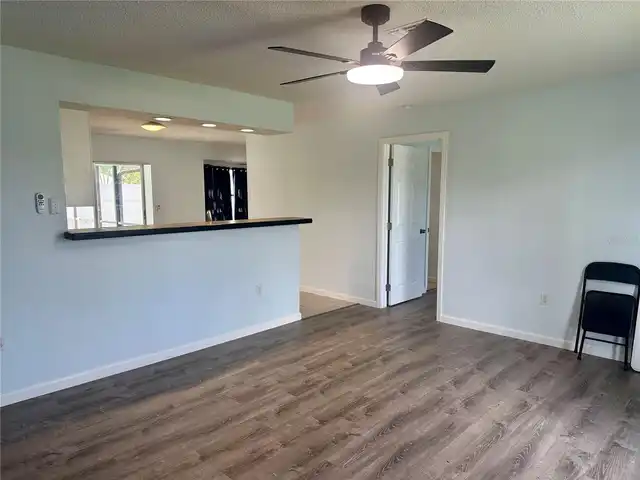 Listing Photo 14