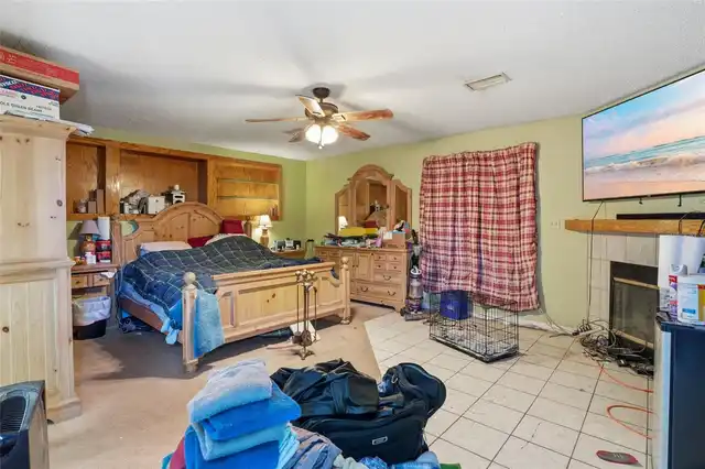 Listing Photo 17
