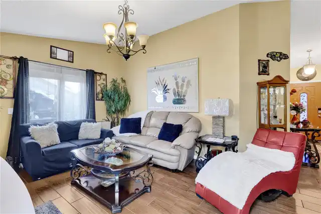 Listing Photo 7