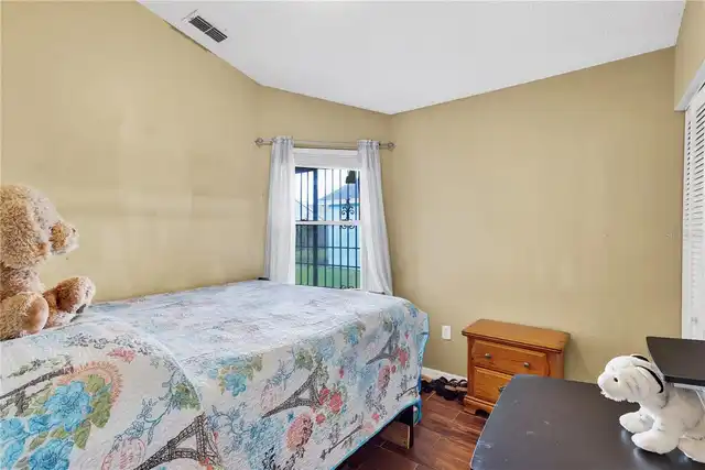 Listing Photo 15
