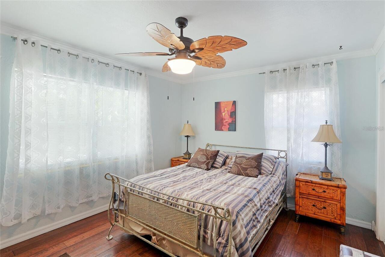 Listing Photo 10