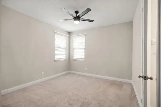 Listing Photo 22